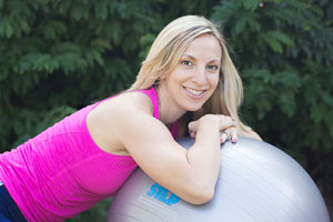 Britt leaning on ball